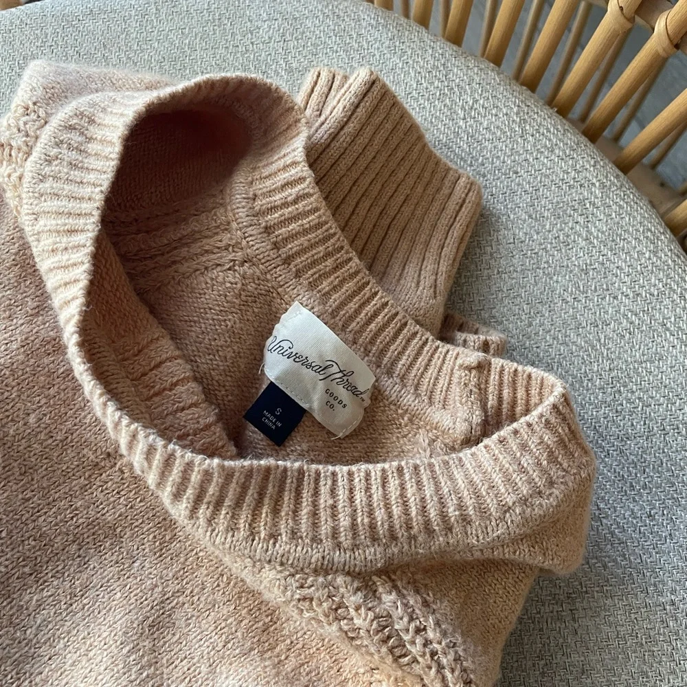 Universal Thread Sweater - Picture 6 of 6